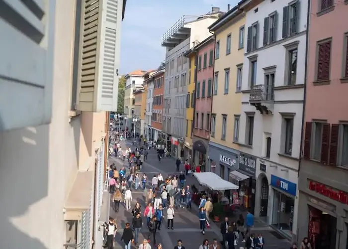 Casa Chiara, Nel Cuore Di Hébergement de vacances Bergame